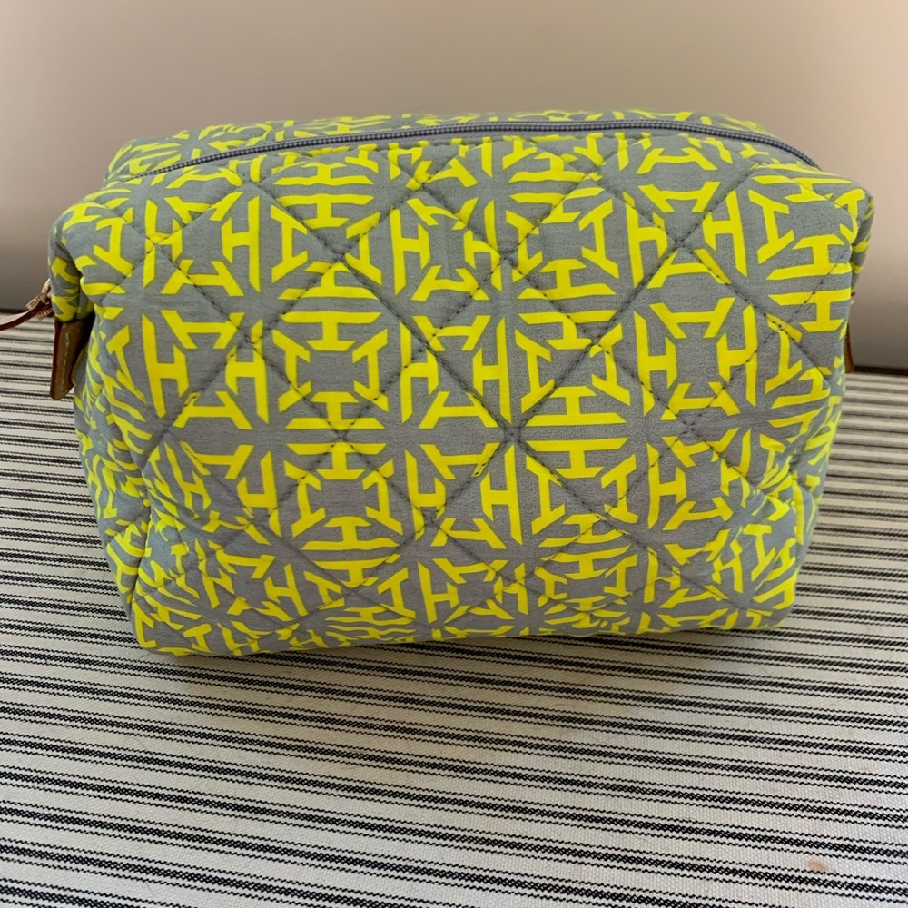 India Hicks Riviera Toiletry Bag in Rapeseed